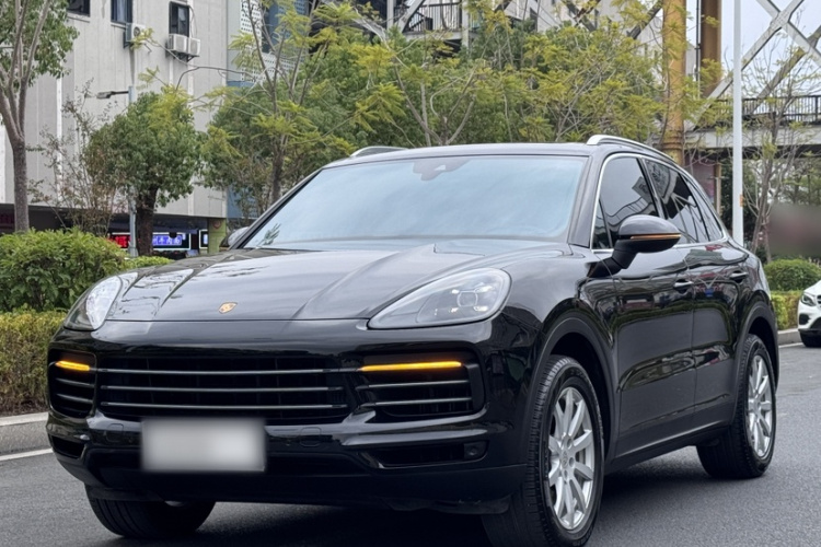 保时捷 2018款 Cayenne 3.0T车身外观6003