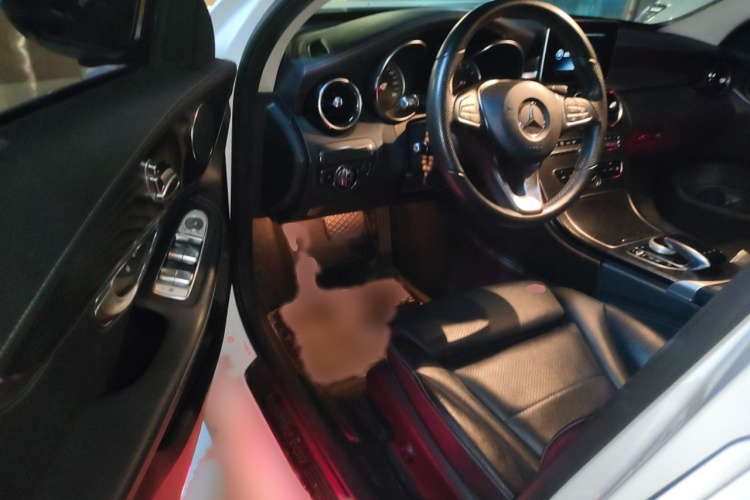 奔驰C级 2015款 C 180 L 运动型中控内饰7003