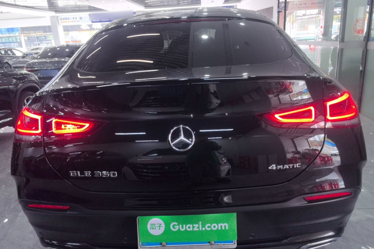 奔驰GLE 2022款 GLE 350 4MATIC 轿跑SUV 豪华型车身外观6