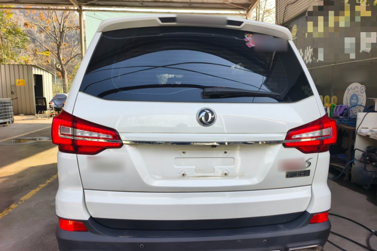 东风风行 风行SX6 2021款 1.6L 手动环球纪念版车身外观6004