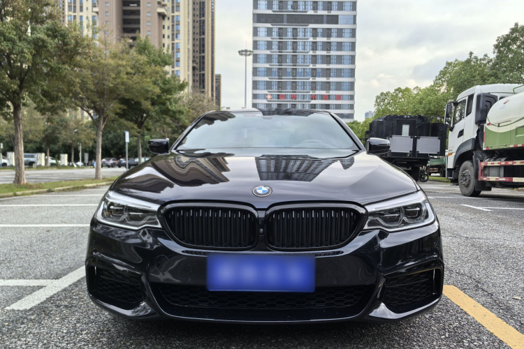 宝马5系(进口) 2020款 540i 风尚版 M运动套装车身外观6001