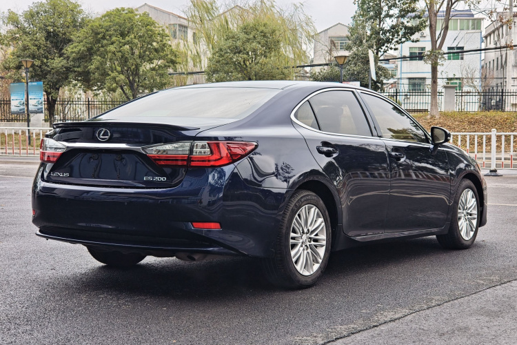 雷克萨斯ES 2015款 200 精英版车身外观6008