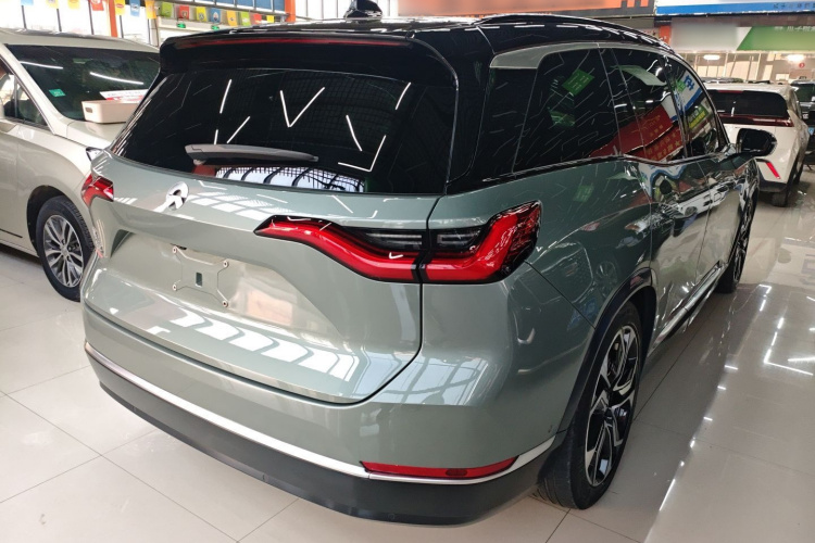 蔚来ES8 2020款 580KM 签名版 六座版车身外观7