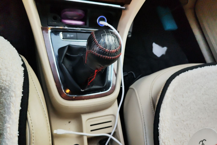 大众 朗逸 2013款 改款经典 1.6L 手动舒适版局部细节18