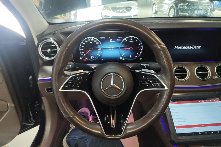 奔驰E级 2021款 改款 E 300 L 时尚型局部细节13