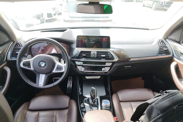 宝马X3 2021款 改款 xDrive30i 领先型 M运动套装中控内饰12
