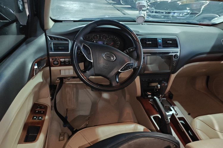 广汽传祺 传祺GA5 2013款 1.8T 自动尊贵版中控内饰13