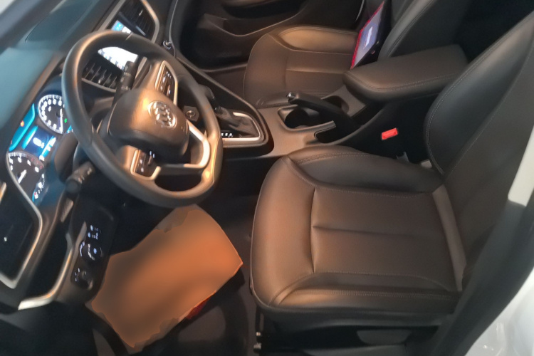 别克 英朗 2021款 改款 典范 1.5L 自动精英型中控内饰19