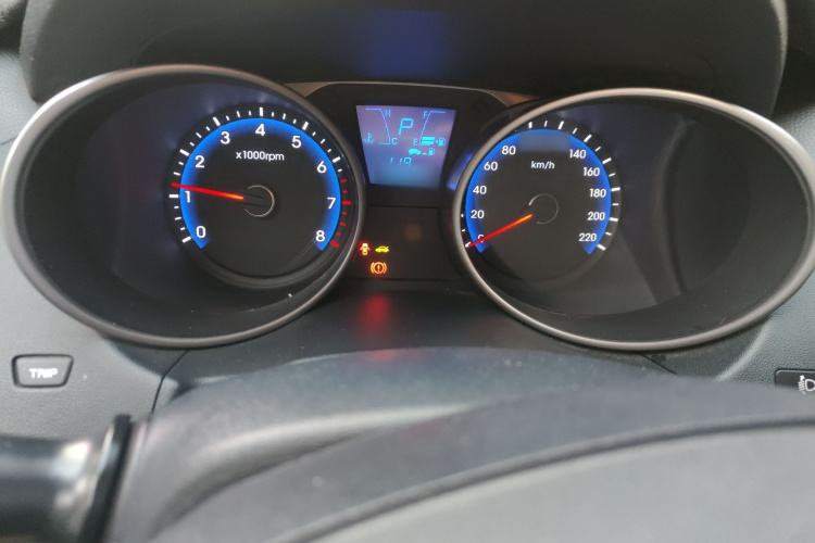 北京现代ix35 2013款 2.0L 自动两驱智能型GLS 国IV局部细节14