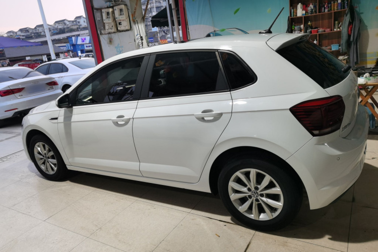 大众 Polo 2023款  Plus 1.5L 自动炫彩科技版车身外观4