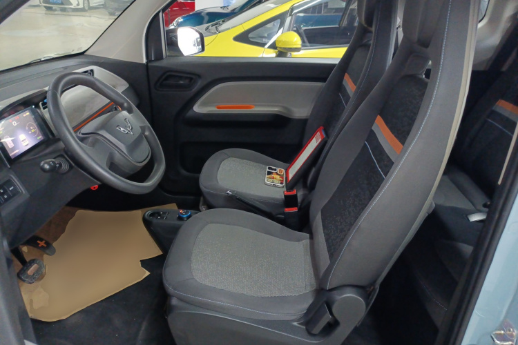 五菱汽车 宏光MINIEV 2020款 自在款 磷酸铁锂中控内饰19