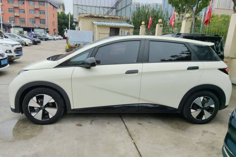 比亚迪 海豚 2023款 420km 时尚版车身外观6003