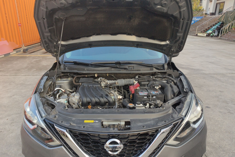 日产 轩逸 2022款 经典 1.6XE CVT舒适版机舱底盘24