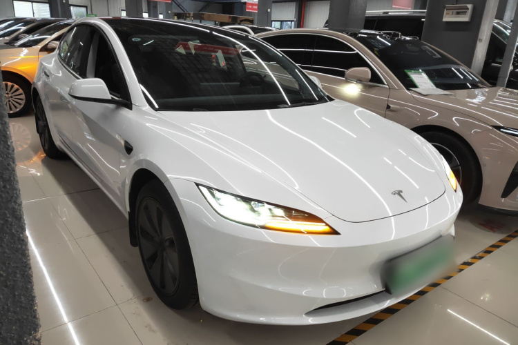 特斯拉 Model 3 2025款 后轮驱动版车身外观6002