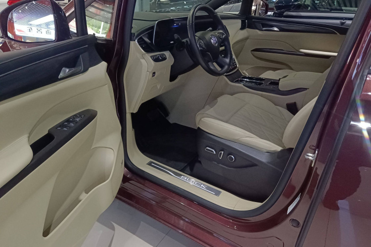 别克GL8 2022款 ES陆尊 653T 旗舰型中控内饰7003