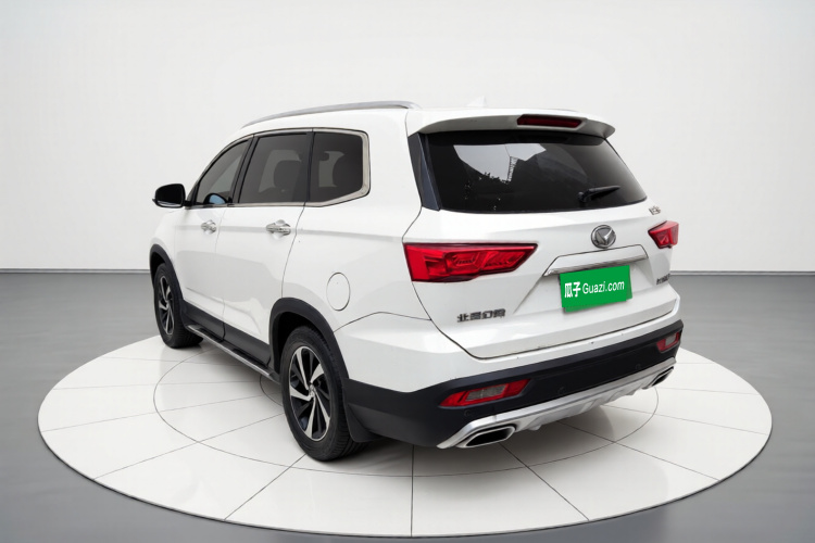 北汽幻速S7 2018款 1.5T 自动尊贵型车身外观5