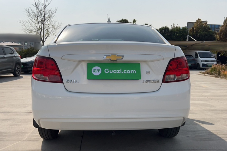 雪佛兰 2018款 赛欧3 1.5L 手动理想天窗版车身外观6001