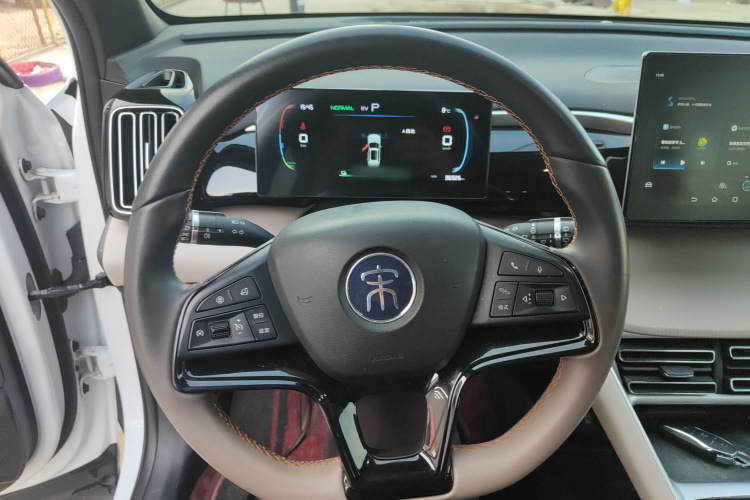 比亚迪 宋Pro新能源 2024款 荣耀版 DM-i 71KM领航型中控内饰13