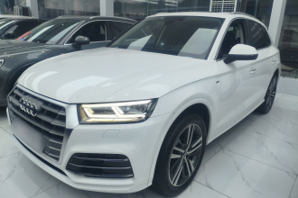 奥迪Q5L 2018款 40 TFSI 荣享时尚型 国V