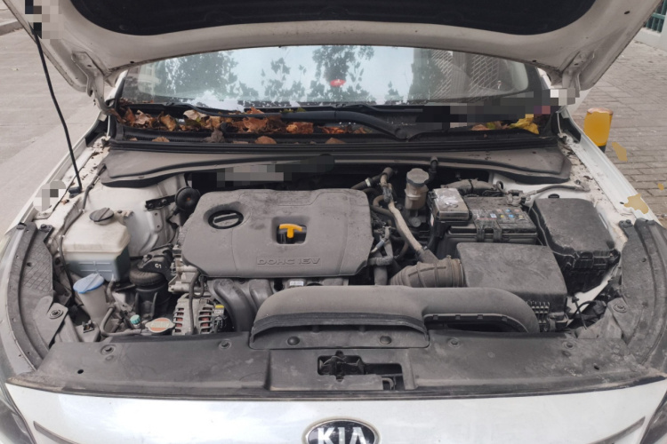 起亚K4 2017款 1.8L 自动GLS Special局部细节24