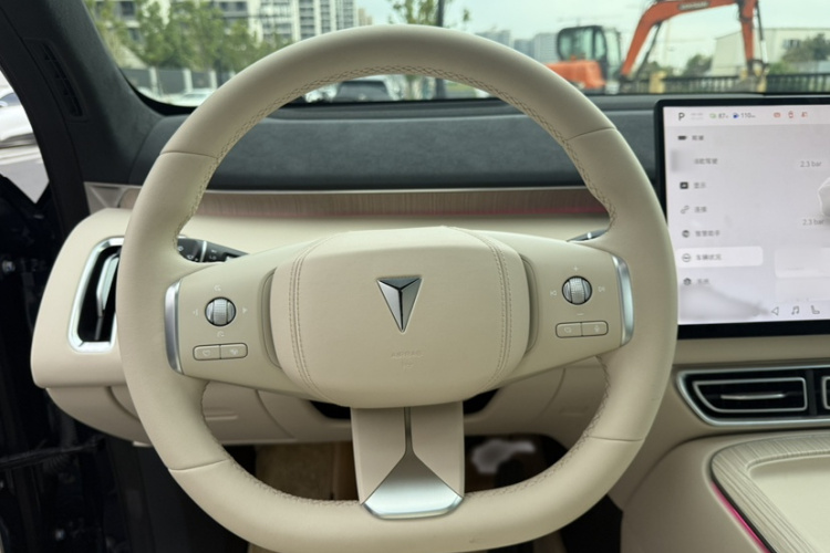 深蓝汽车 深蓝S09 2025款 四驱Ultra+ 高定版局部细节13