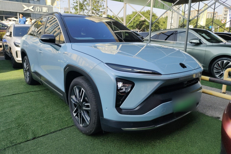 蔚来ES6 2020款 600KM 运动版车身外观3