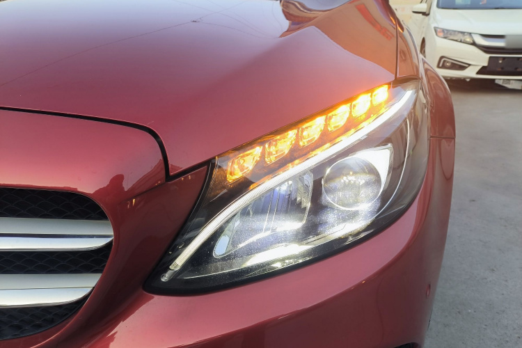 奔驰C级 2015款 改款 C 180 L 运动型车身外观6007