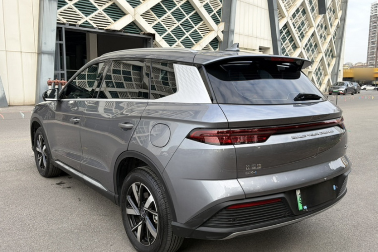 比亚迪 宋Pro新能源 2023款 冠军版 DM-i 71KM领航型车身外观6004