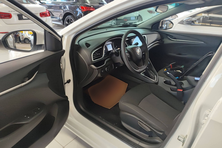 别克 英朗 2021款 1.3T 自动轻混动进取型中控内饰20