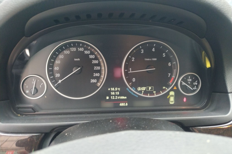 宝马5系 2013款 525Li 豪华型局部细节14