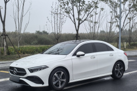 奔驰A级 2024款 改款 A 200 L 时尚型