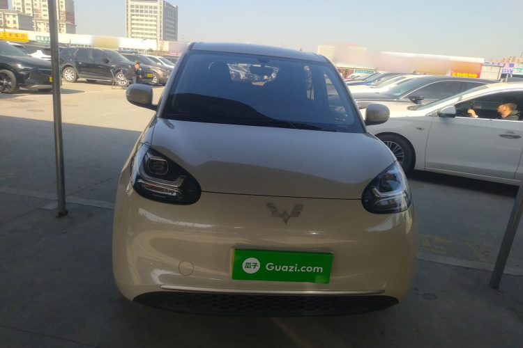 五菱汽车 五菱缤果 2023款 333km 快享款车身外观2