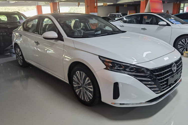 日产 天籁 2022款 2.0L XL-TLS 悦享版车身外观6002