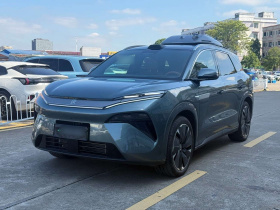 比亚迪 唐L 2025款 DM 175KM无人机玩家版