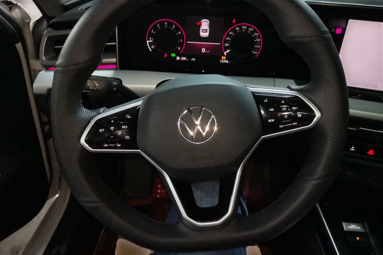 大众 2023款 凌渡L 280TSI DSG酷辣版中控内饰13