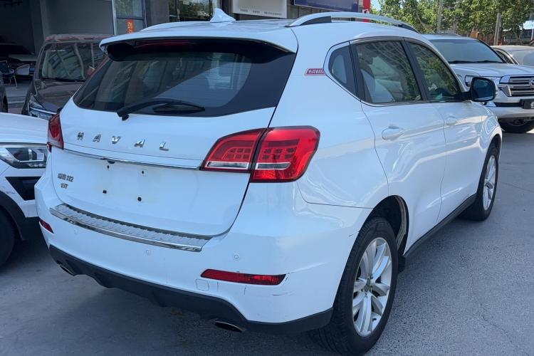 哈弗H2 2016款 红标 1.5T 自动两驱豪华型车身外观7