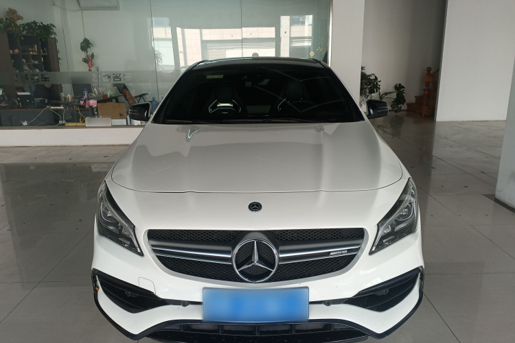 奔驰CLA AMG 2017款 改款 AMG CLA 45 4MATIC车身外观2