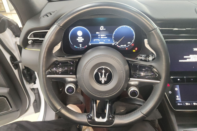 玛莎拉蒂 Grecale格雷嘉 2023款 2.0T GT中控内饰13
