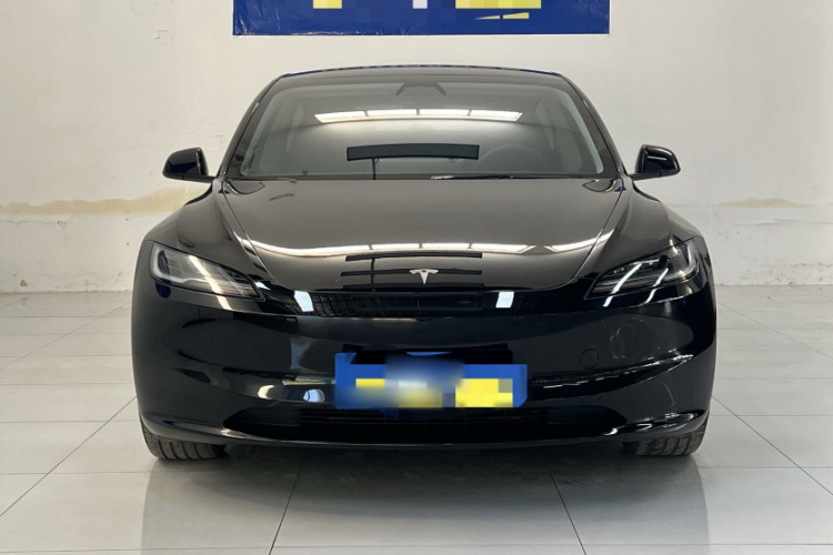 特斯拉 Model 3 2023款 后轮驱动版车身外观6001