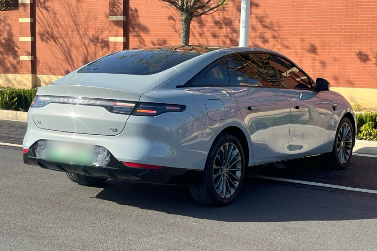 零跑汽车 零跑C01 2024款 增程 316尊享版车身外观6006