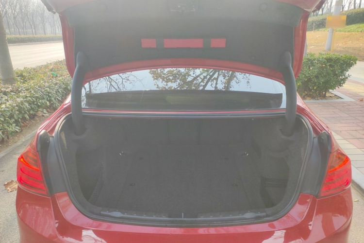 宝马3系 2015款 320Li 时尚型局部细节23