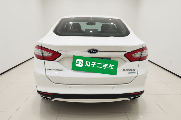 福特 蒙迪欧 2013款 2.0L GTDi200豪华型车身外观6