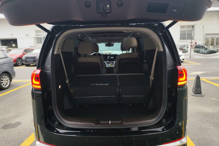 广汽传祺 传祺M8 2021款 领秀系列 390T 尊贵版局部细节23