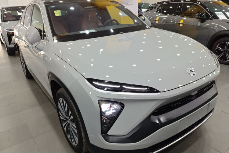 蔚来EC6 2020款 440KM 签名版车身外观3