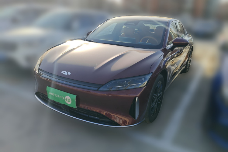 奇瑞风云 风云A9L 2025款 260超长续航尊贵版车身外观1