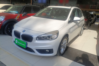 宝马2系旅行车 2016款 220i 领先型