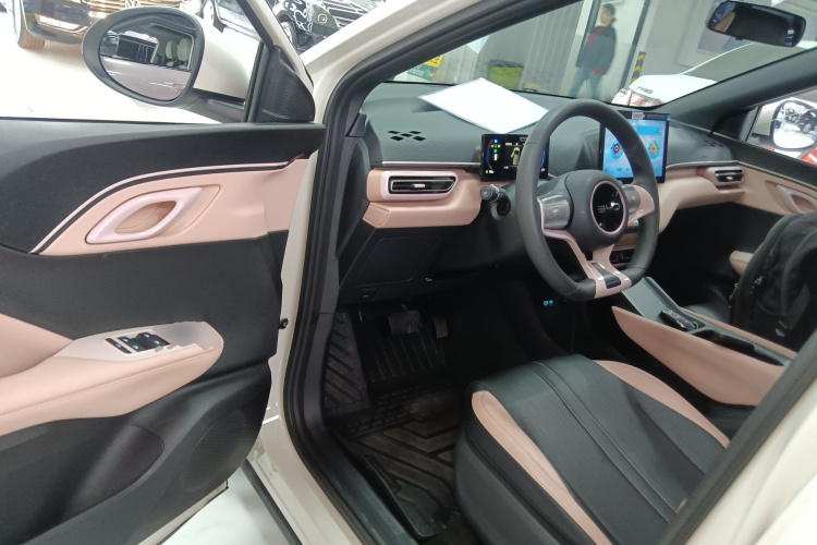 比亚迪 海鸥 2025款 305km 活力版中控内饰20