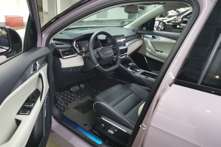 领克06 2021款 1.5T Shero粉色特别版中控内饰20