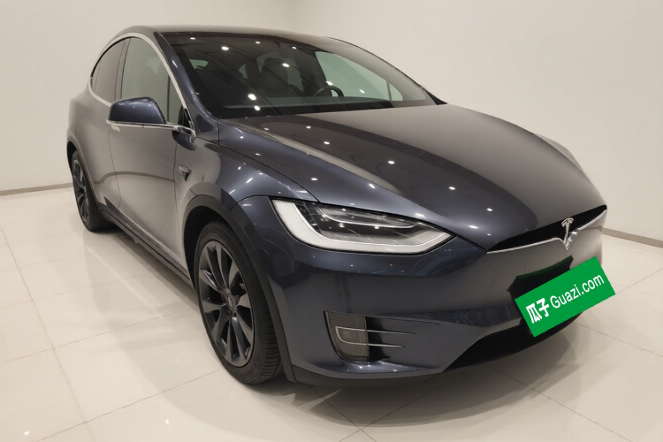特斯拉 Model X 2019款 长续航版车身外观3