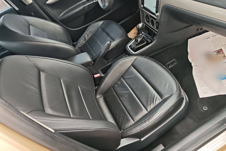 大众 朗逸 2013款 改款 1.4TSI DSG舒适版局部细节41